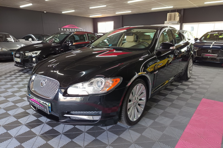 JAGUAR XF