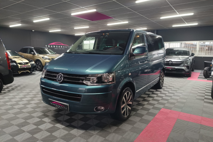 VOLKSWAGEN MULTIVAN