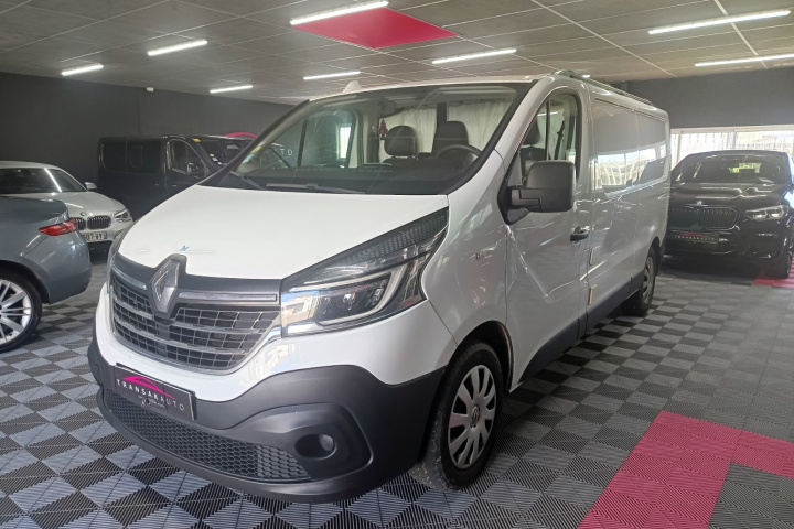RENAULT TRAFIC CABINE APPROFONDIE