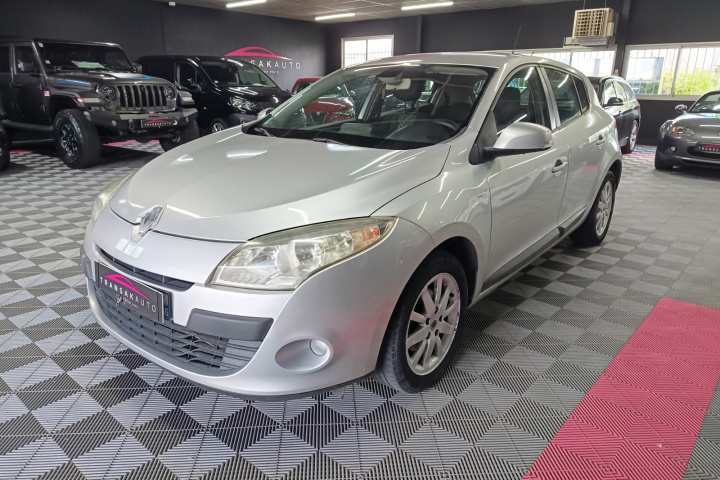 RENAULT MEGANE III BERLINE