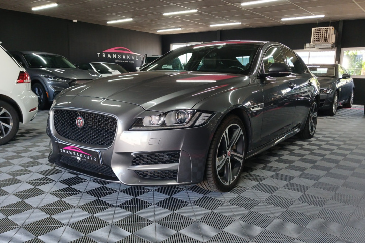 JAGUAR XF