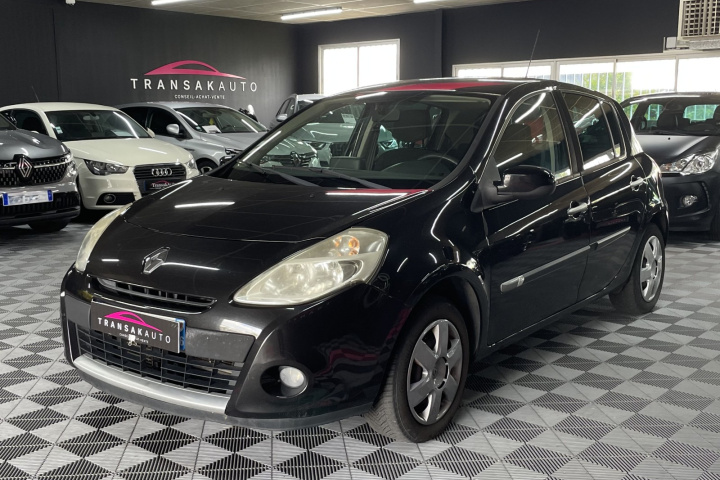 RENAULT CLIO III
