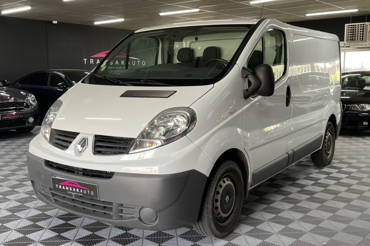 RENAULT TRAFIC FOURGON