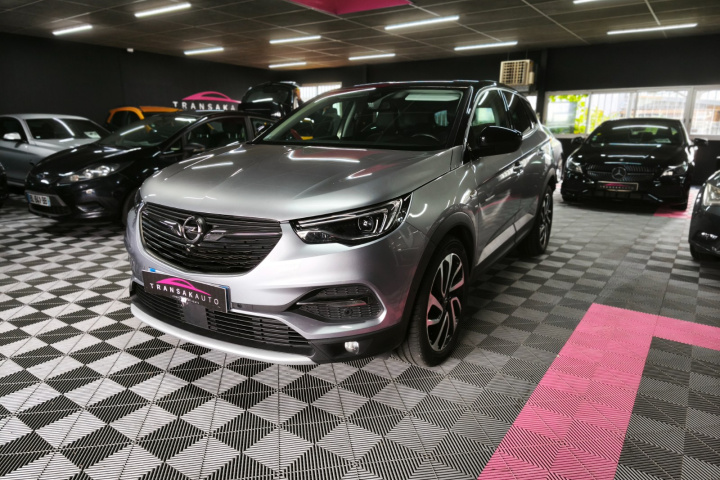 OPEL GRANDLAND X
