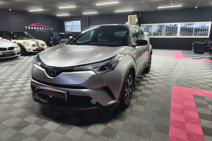TOYOTA C-HR HYBRIDE
