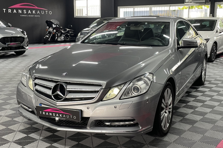 MERCEDES CLASSE E COUPE