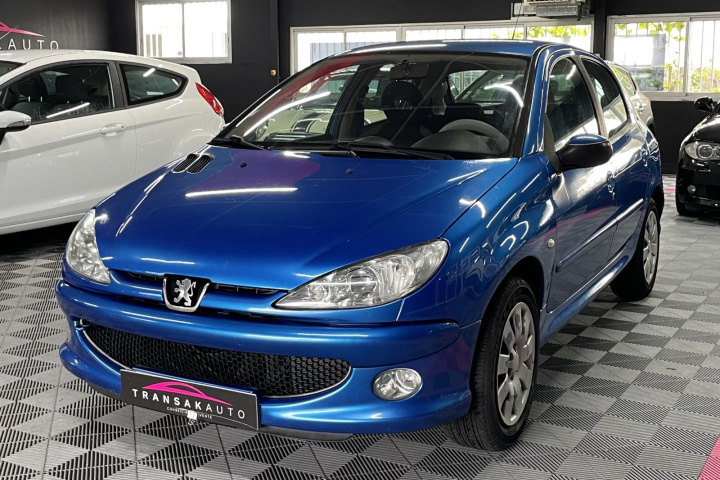 PEUGEOT 206