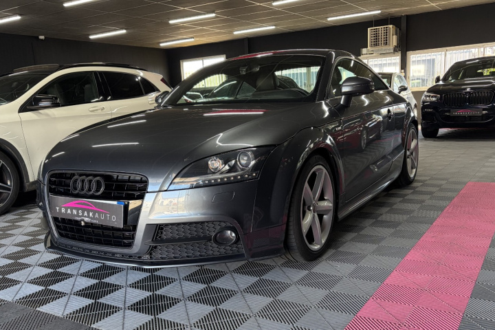 AUDI TT COUPE