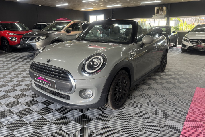 MINI CABRIOLET F57