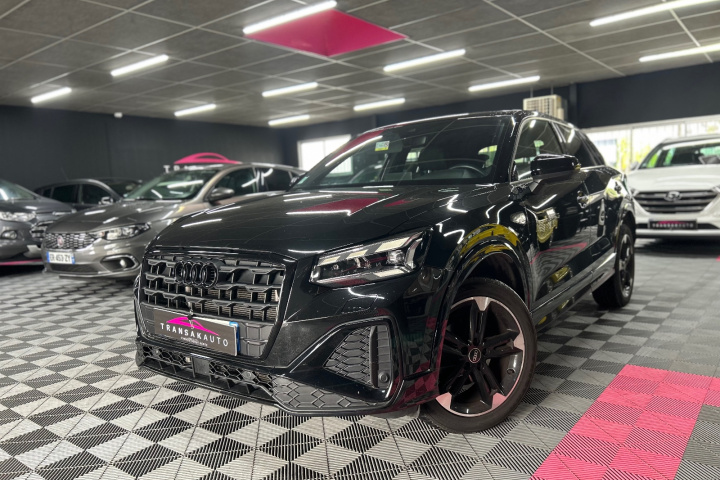 AUDI Q2
