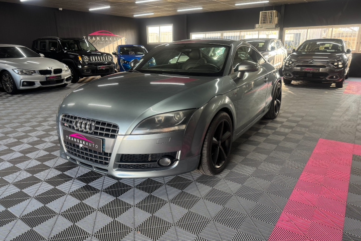 AUDI TT COUPE