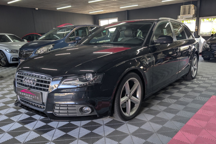 AUDI A4 AVANT
