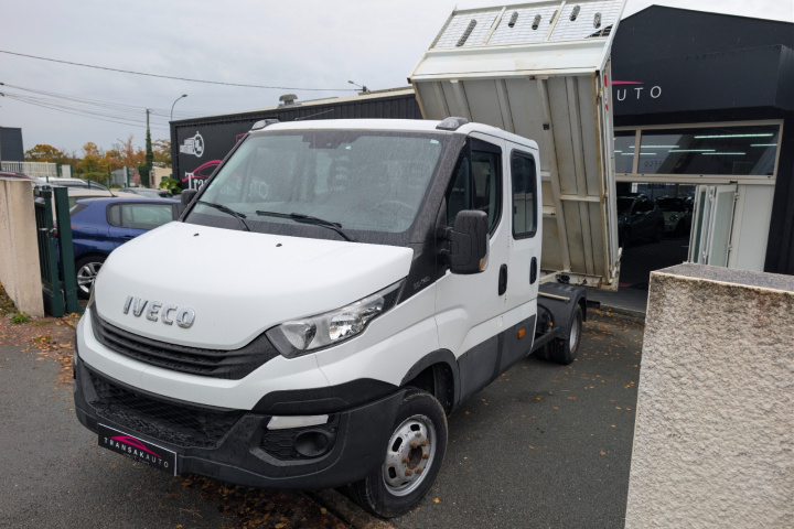IVECO DAILY CHASSIS DBLE CABINE