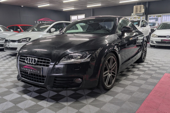 AUDI TT COUPE
