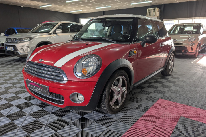MINI HATCH R56