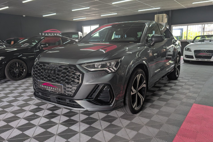 AUDI Q3 SPORTB