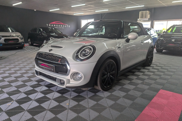 MINI CABRIOLET F57 LCI